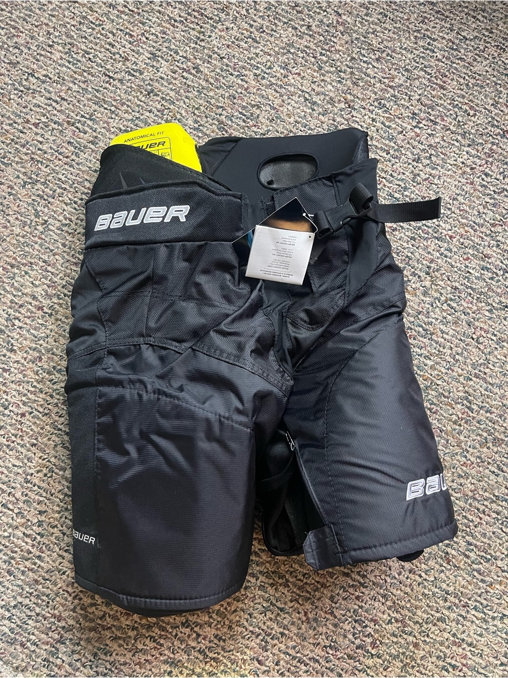 Bauer men’s Sr. Small S/P black supreme s 190 hockey pants
